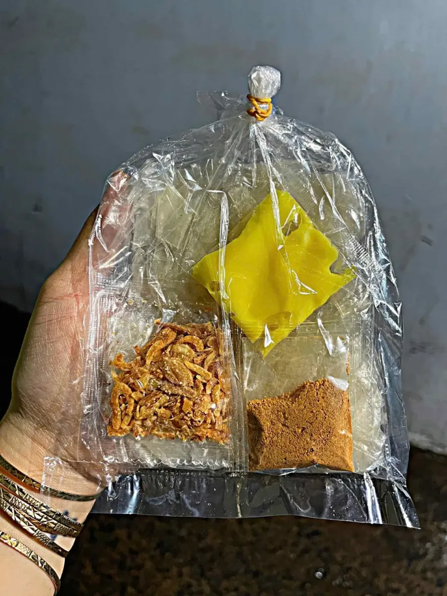 Bánh tráng sốt bơ