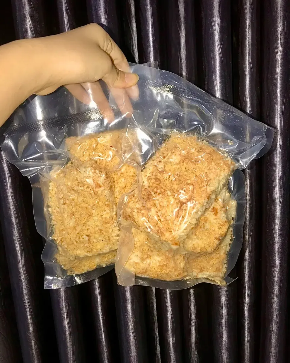 Cơm cháy chà bông