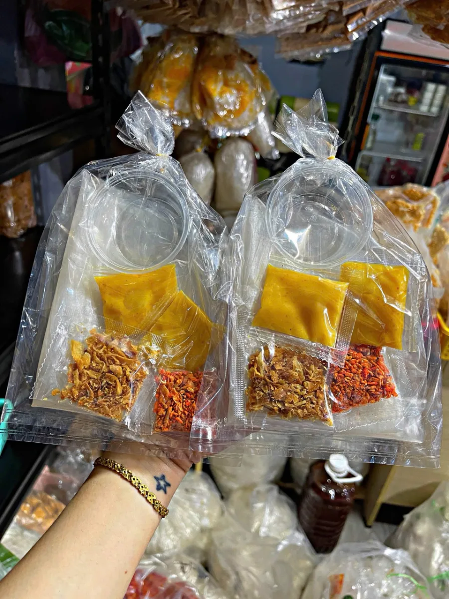 Bánh tráng chấm béo hành tép