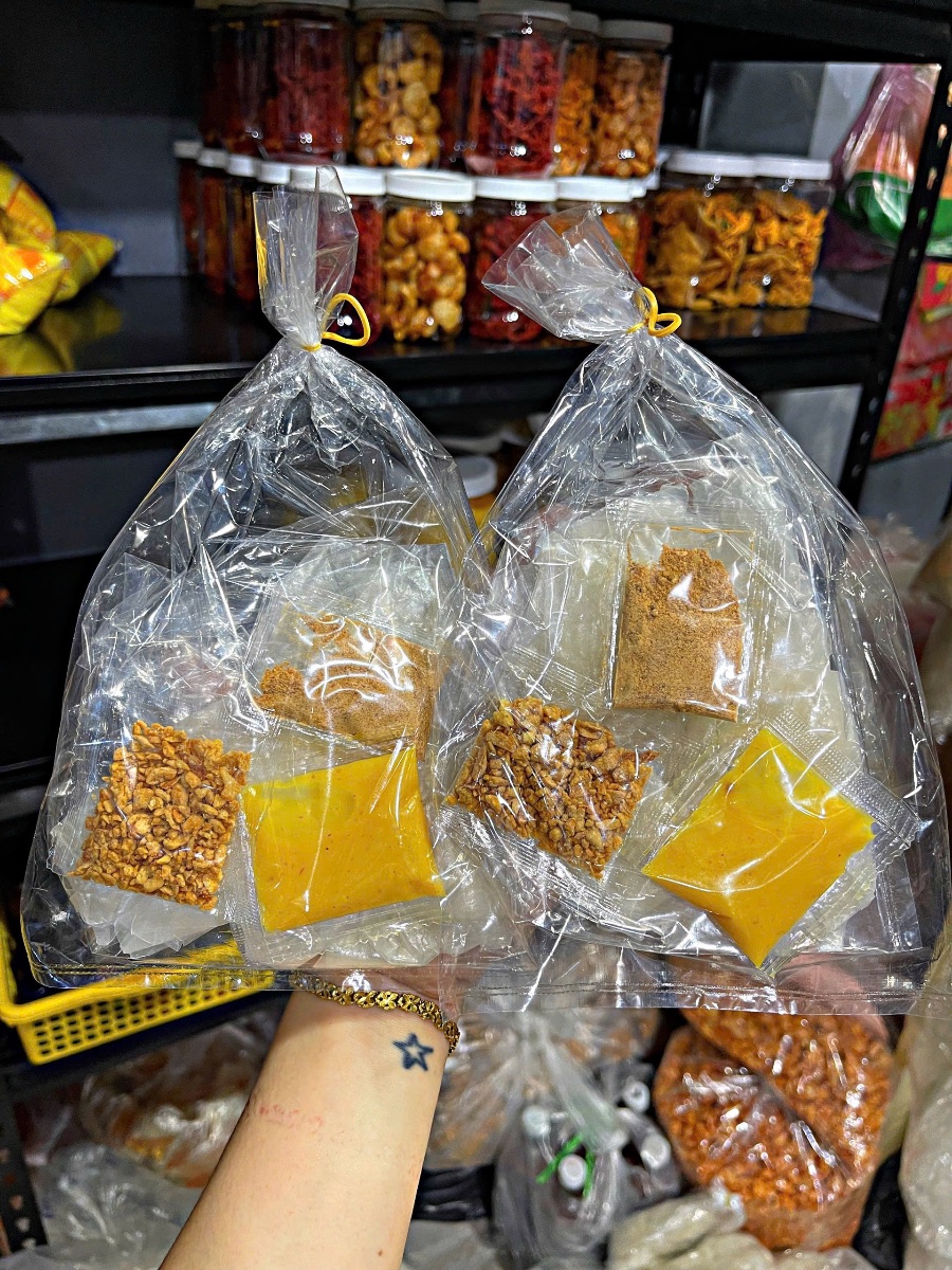 Bánh tráng vò muối béo